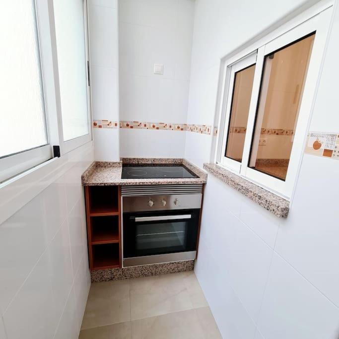 Santa Pola Con Tres Dormitorios Playa Levante Екстер'єр фото