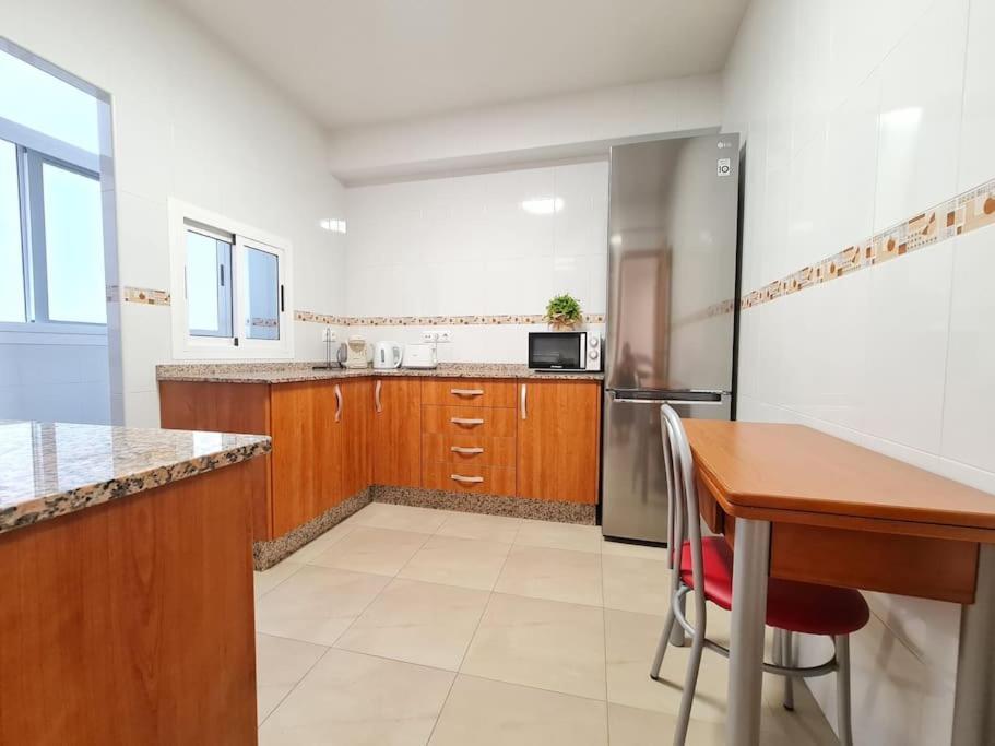 Santa Pola Con Tres Dormitorios Playa Levante Екстер'єр фото