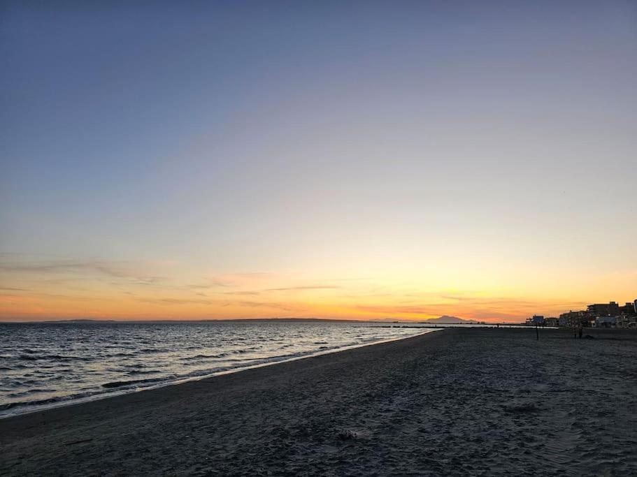 Santa Pola Con Tres Dormitorios Playa Levante Екстер'єр фото