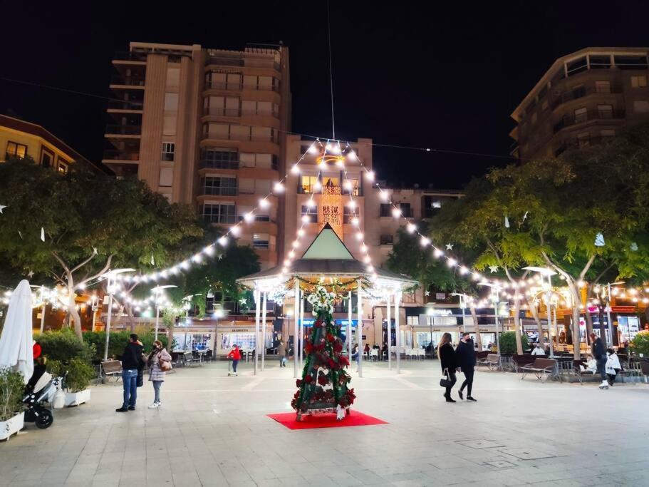 Santa Pola Con Tres Dormitorios Playa Levante Екстер'єр фото