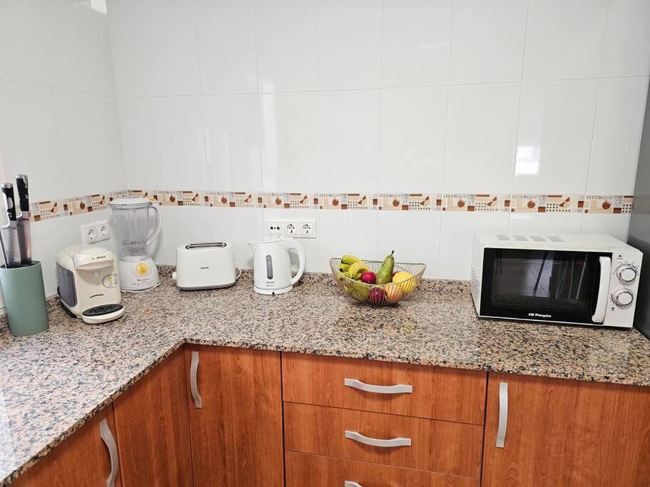 Santa Pola Con Tres Dormitorios Playa Levante Екстер'єр фото