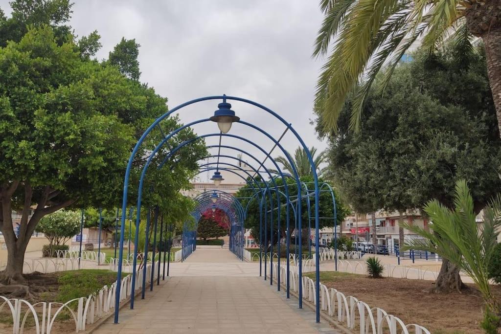 Santa Pola Con Tres Dormitorios Playa Levante Екстер'єр фото