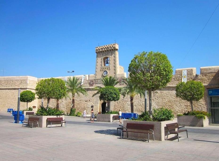 Santa Pola Con Tres Dormitorios Playa Levante Екстер'єр фото