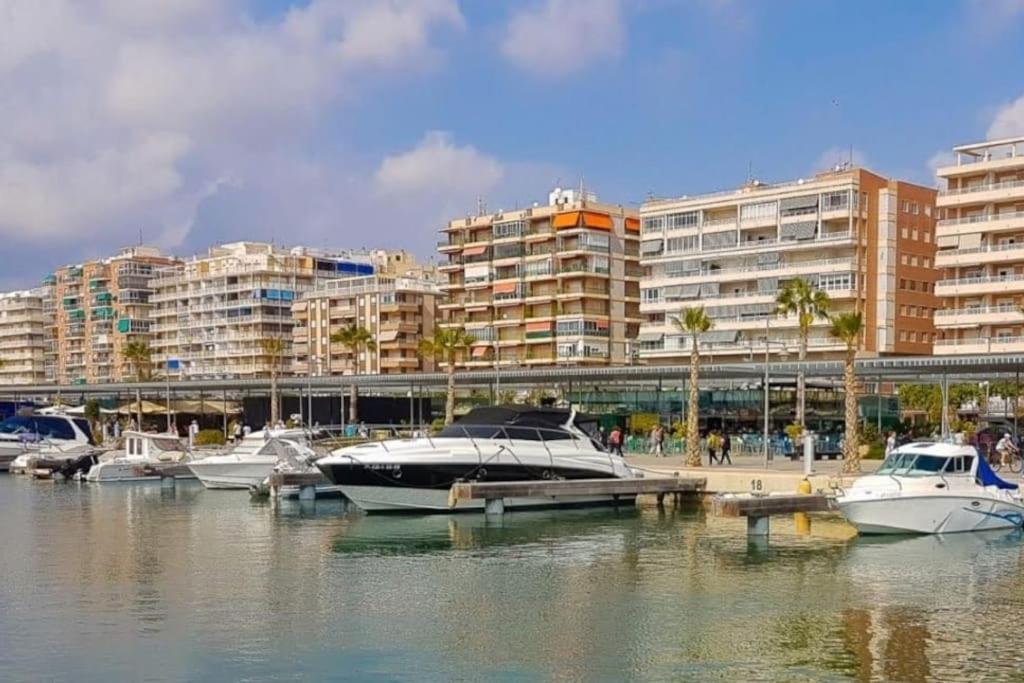 Santa Pola Con Tres Dormitorios Playa Levante Екстер'єр фото
