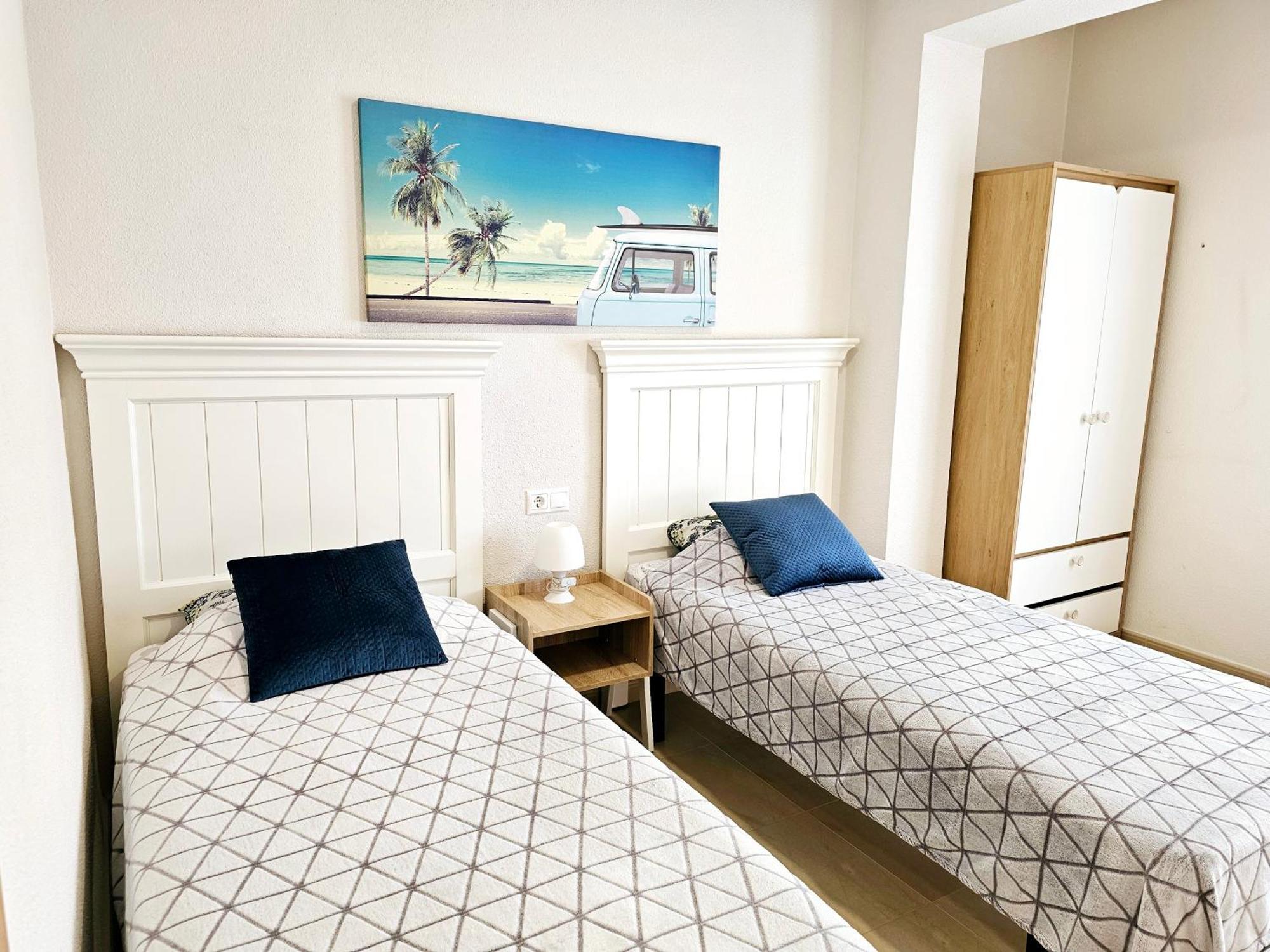 Santa Pola Con Tres Dormitorios Playa Levante Екстер'єр фото