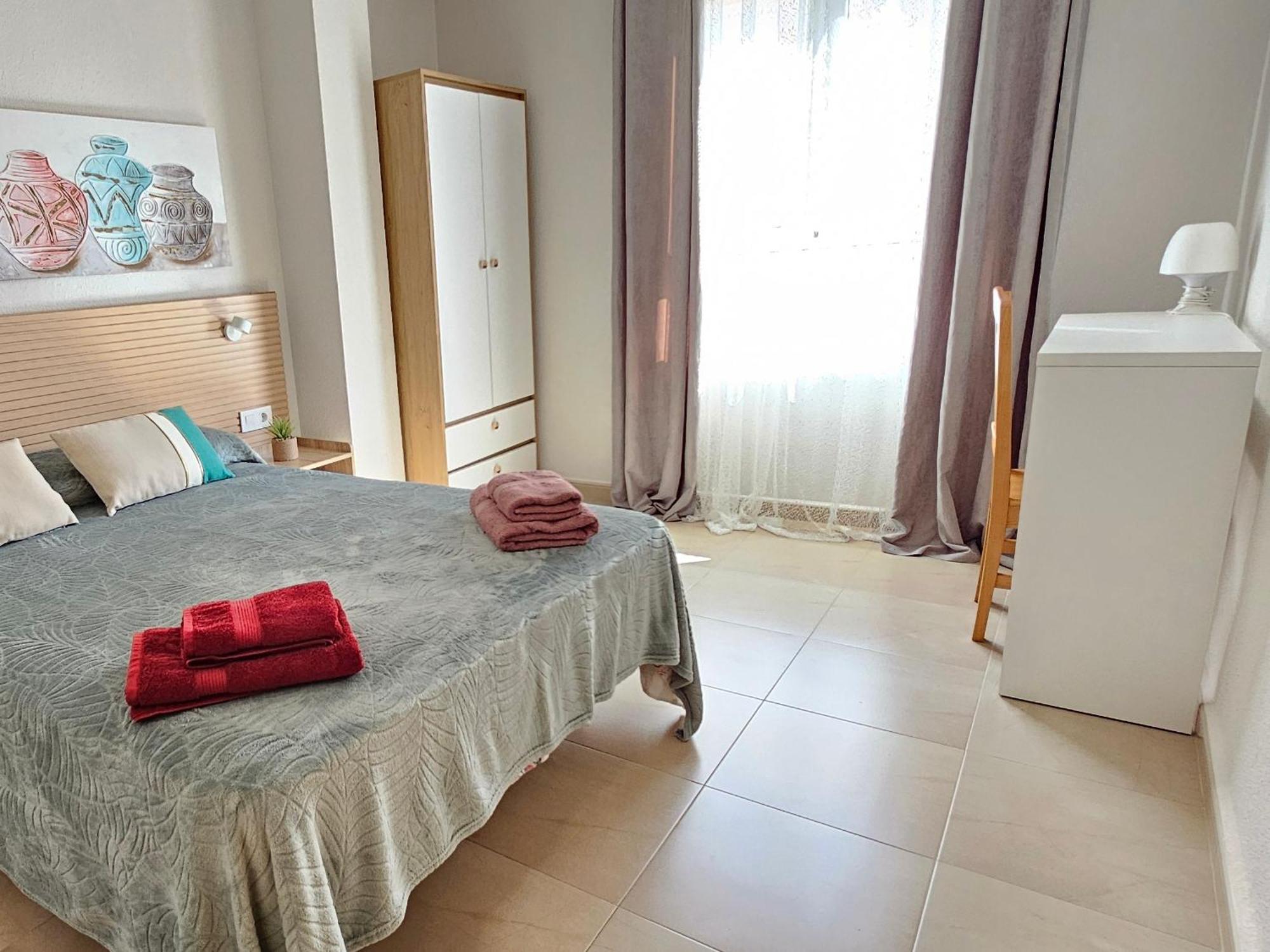 Santa Pola Con Tres Dormitorios Playa Levante Екстер'єр фото