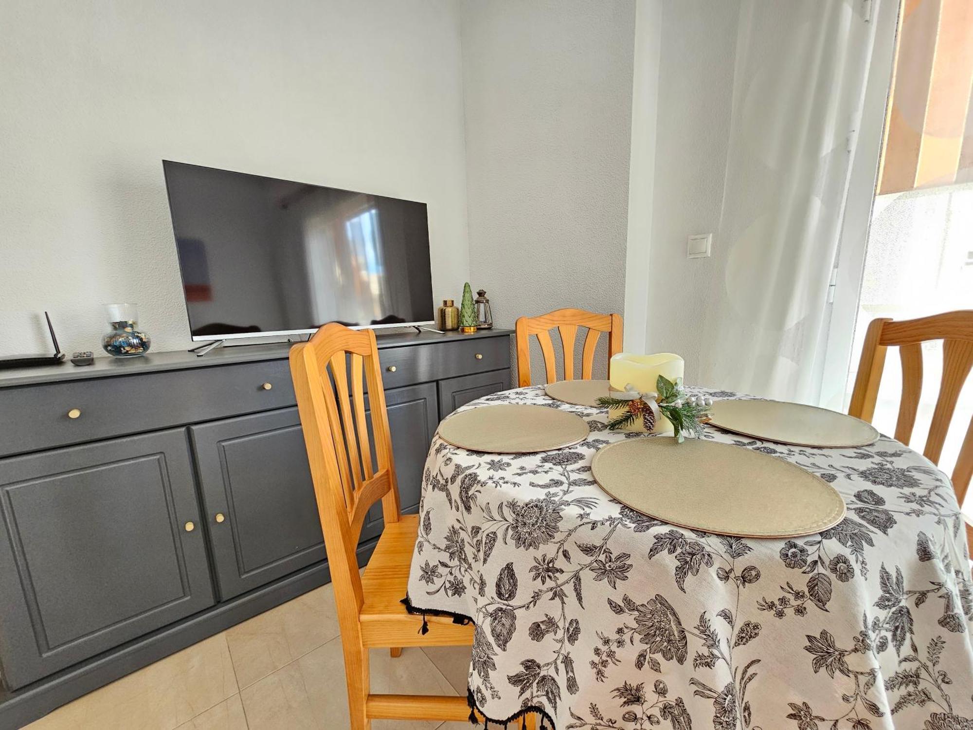 Santa Pola Con Tres Dormitorios Playa Levante Екстер'єр фото